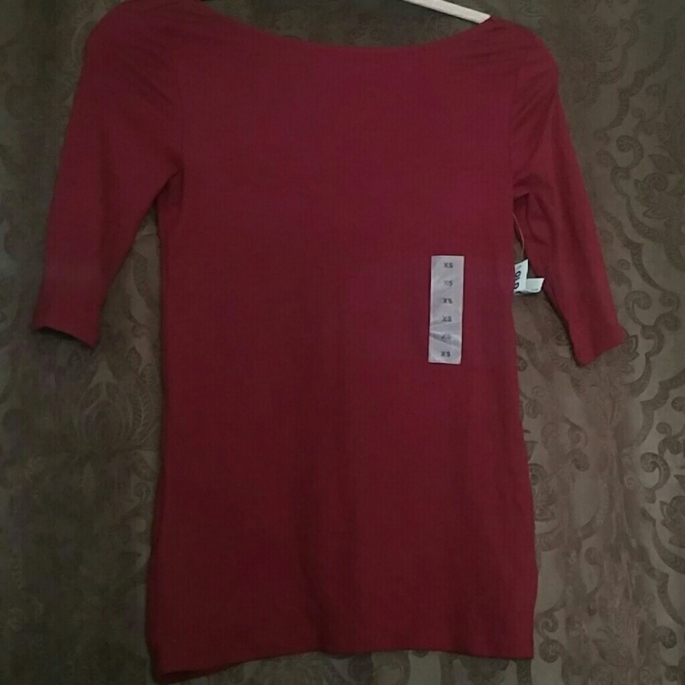 Burgundy Old Navy Shirt xs